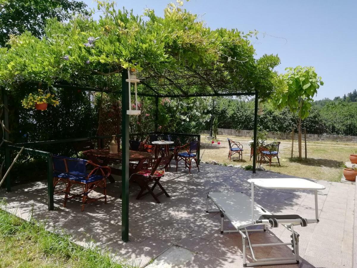 Villa Ettore Gardeládes Buitenkant foto